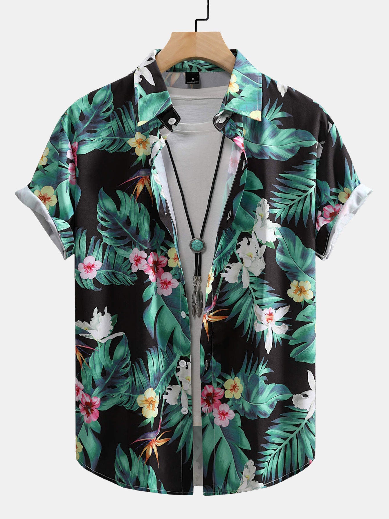 Léo – Chemise Fleurie & Short de Bain