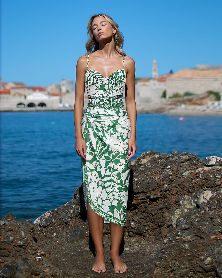 Noémie - Bikini & Robe