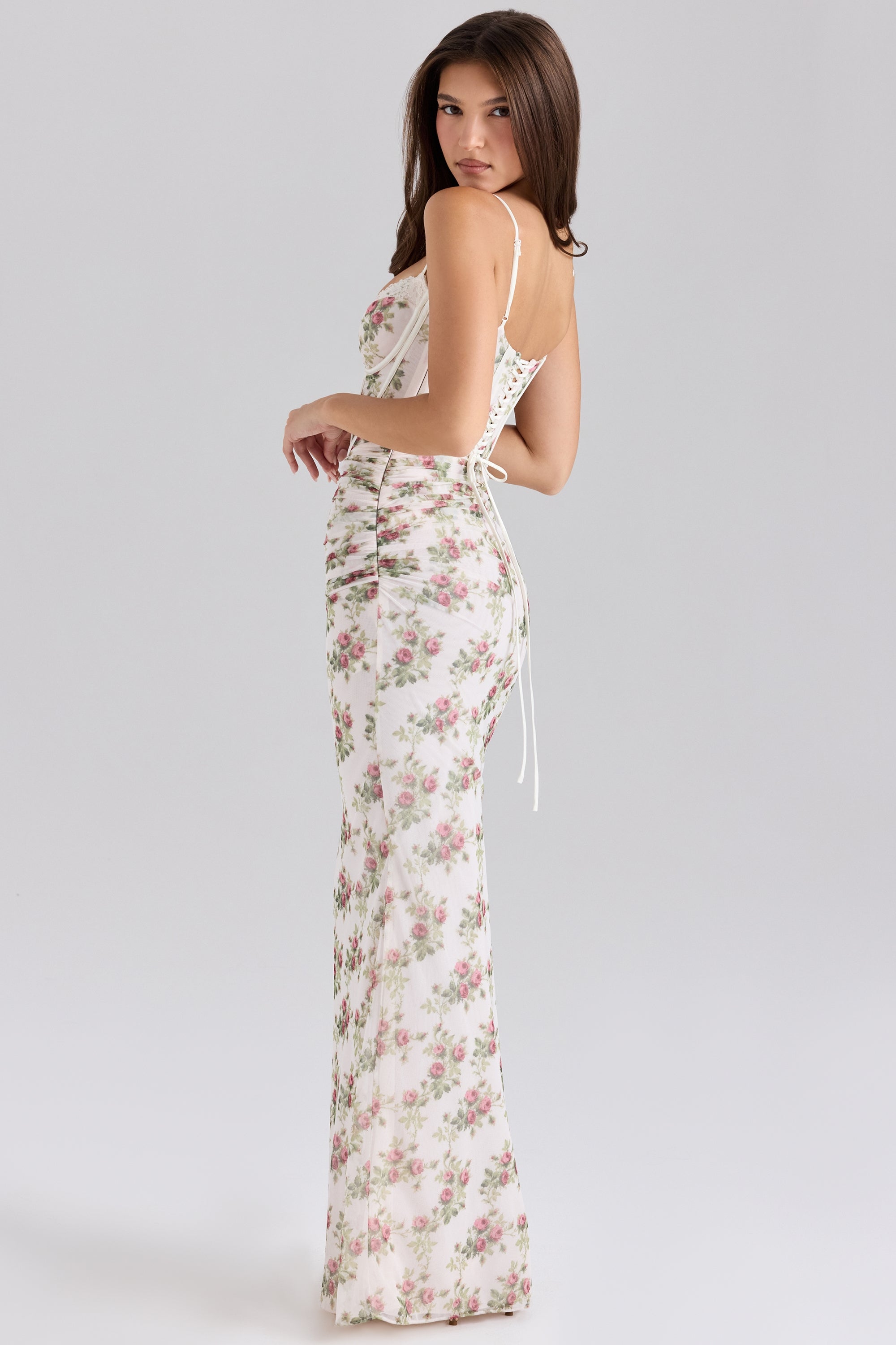 LEYNA - Robe avec détails floraux
