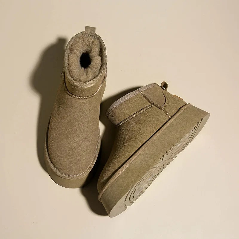 THE COZY WALKS™ - FAUX SUEDE BOOTS