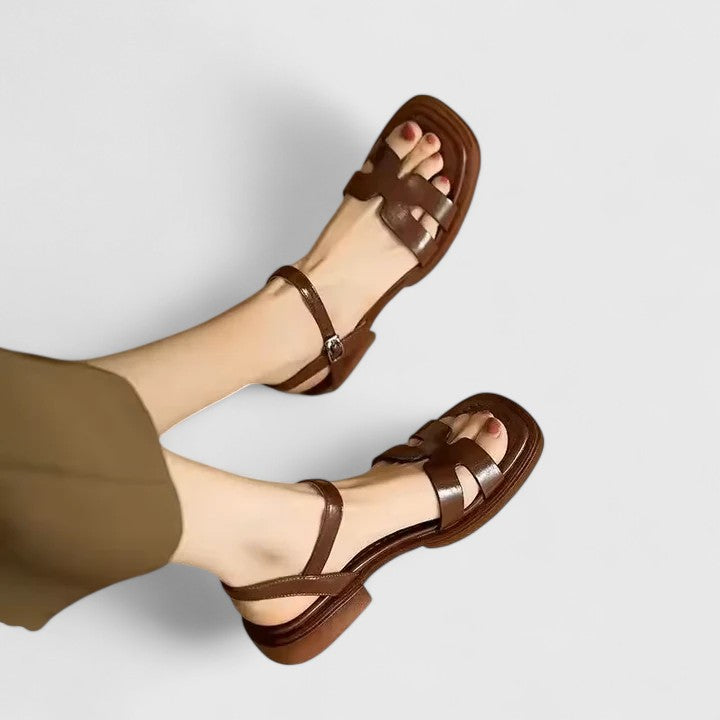 Hermine | Sandales plates sophistiquées, orthopédiques et confortables